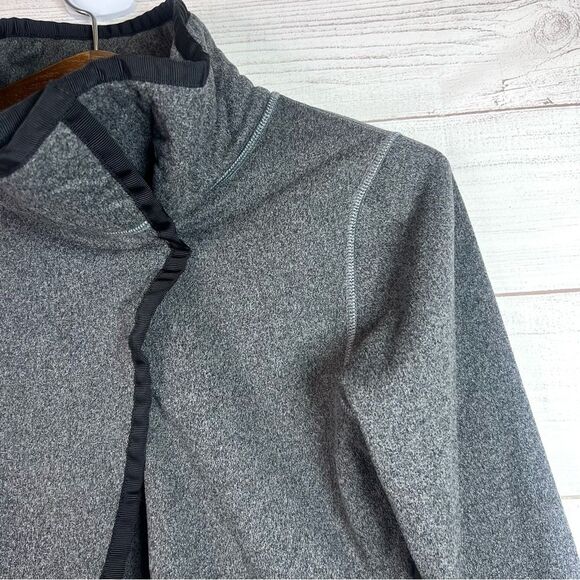 Ivivva Lululemon Girls Big Business Asymmetric Wrap Jacket Size 12 Gray Fleece - Picture 4 of 14